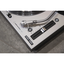 Проигрыватель винила Audio-Technica AT-LP140XP Silver