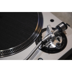 Проигрыватель винила Audio-Technica AT-LP140XP Silver