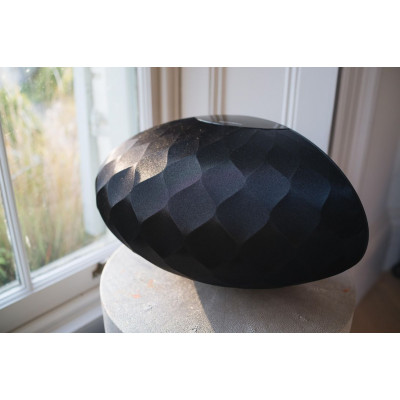 Портативная колонка Bowers & Wilkins Formation Wedge Black