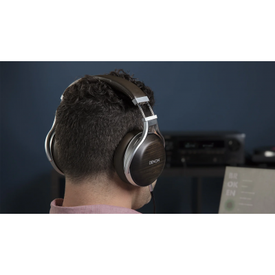 Наушники Denon AH-D5200 Brown