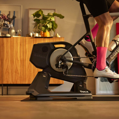 Велотренажер Tacx NEO 3M Black